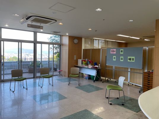 明るい共有スペース