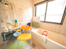 バリアフリー浴室設備