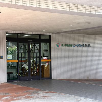 エントランスの正面