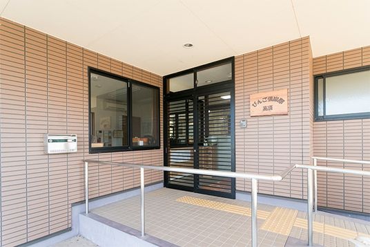 広々とした入り口エントランス