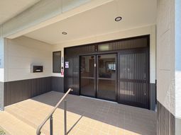 落ち着いたエントランス
