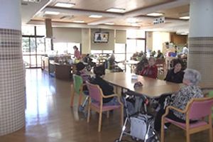 広々とした食堂