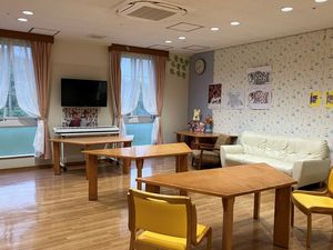 明るい談話室  