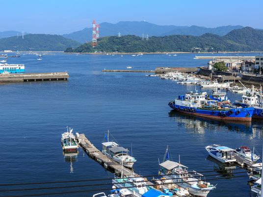海と船が見える景色
