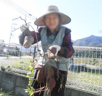 笑顔の作業者