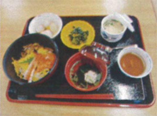 色とりどりの膳料理