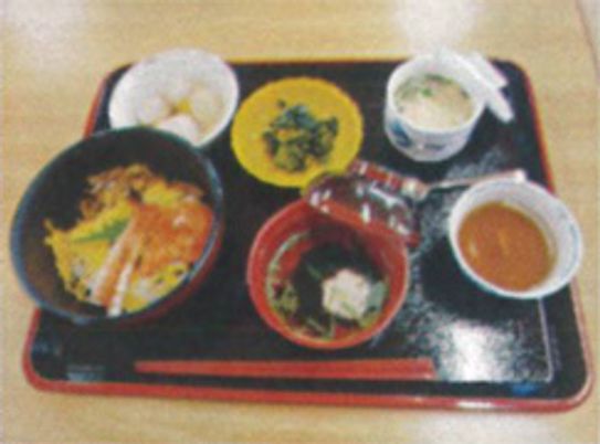 色とりどりの膳料理