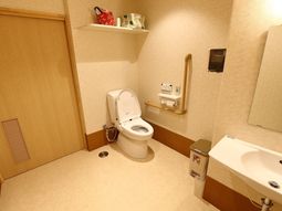 バリアフリートイレの内観