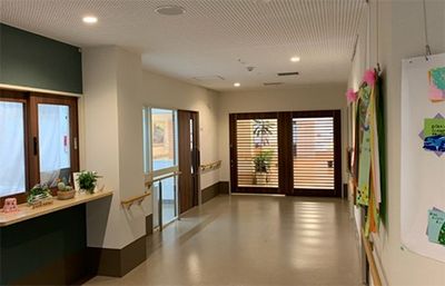 広々とした廊下