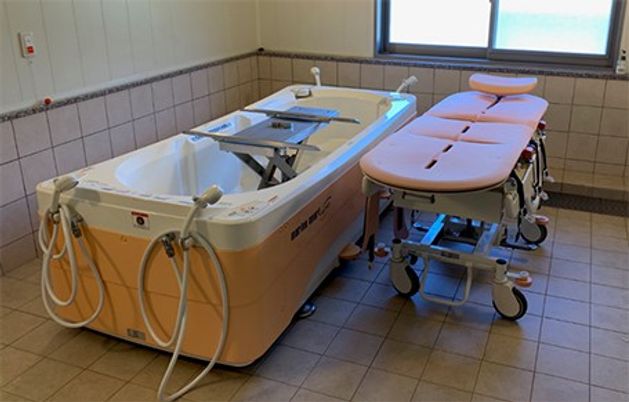 入浴設備の浴室