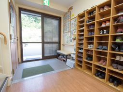 玄関のシューズラック