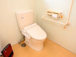 バリアフリーのトイレ設備