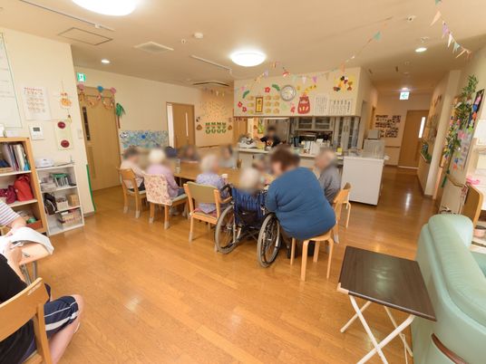 共有ラウンジの日常風景