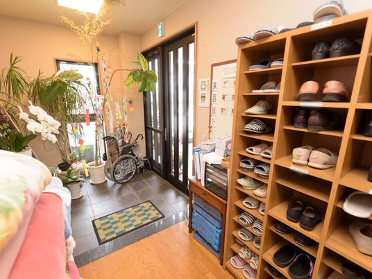 エントランスの靴棚付近
