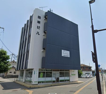 モダンな外観