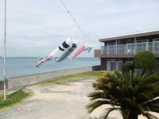 海沿いの外観  