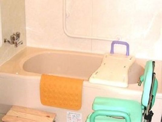 バリアフリー浴室設備