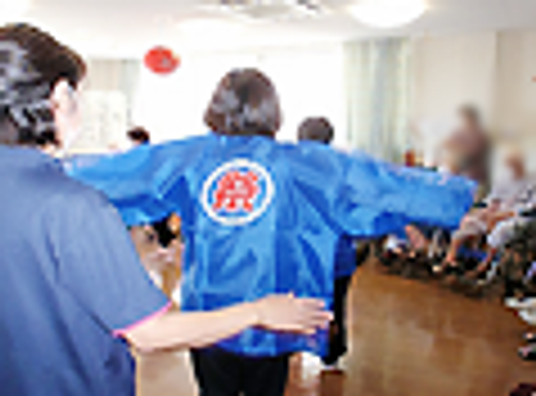ダンスを楽しむ様子