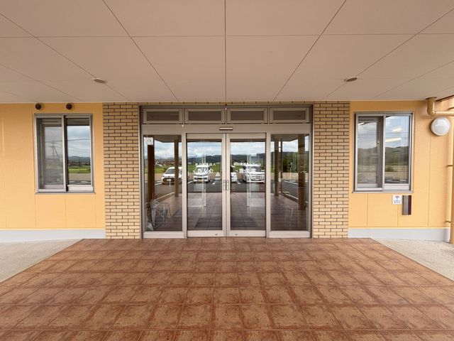 建物のエントランス