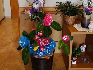 花飾りのある廊下  