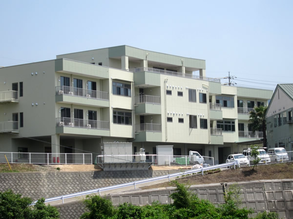 地域密着型 特別養護老人ホーム ほがらかの外観