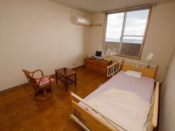 広々とした居室の一角