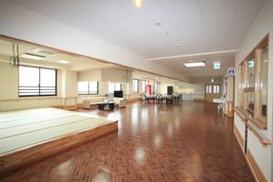 広々とした多目的室