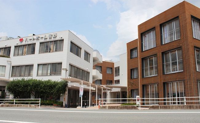 モダンな建物の外観