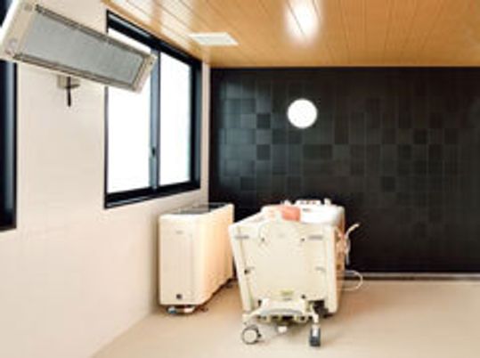 機能訓練用器具が置かれた部屋