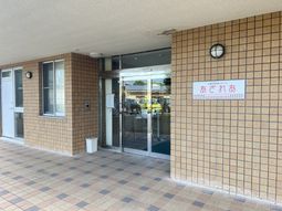 あたたかな雰囲気のエントランス