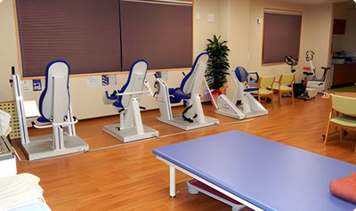 機械が並ぶ部屋