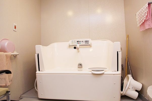 清潔な浴室
