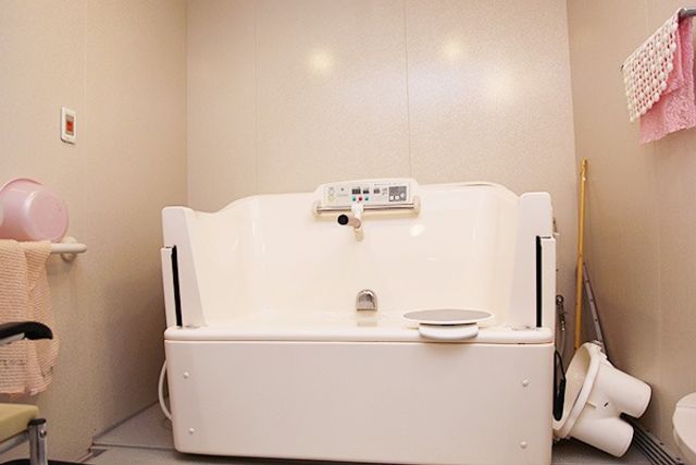 清潔な浴室