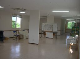 明るい共用スペース