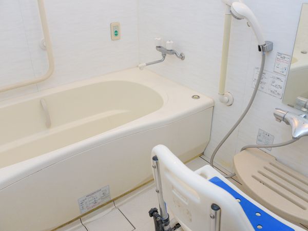 浴室の車いす対応設備