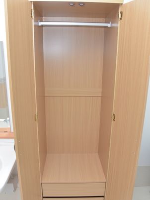シンプルな居室クローゼット
