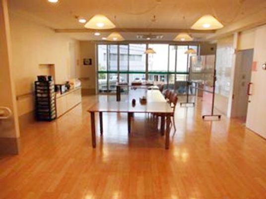 広々とした食堂