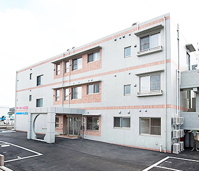 モダンな建物の外観