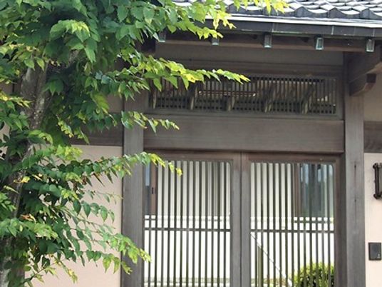 和風の外観  