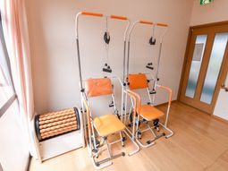 リハビリ器具のある部屋