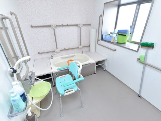 清潔な浴室設備