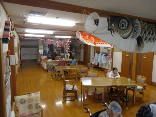 広々とした居心地の良い食堂