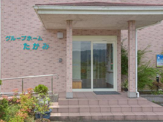 玄関先の入り口看板