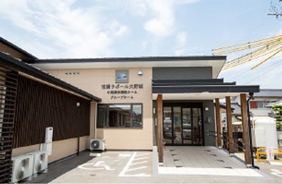 明るいエントランス