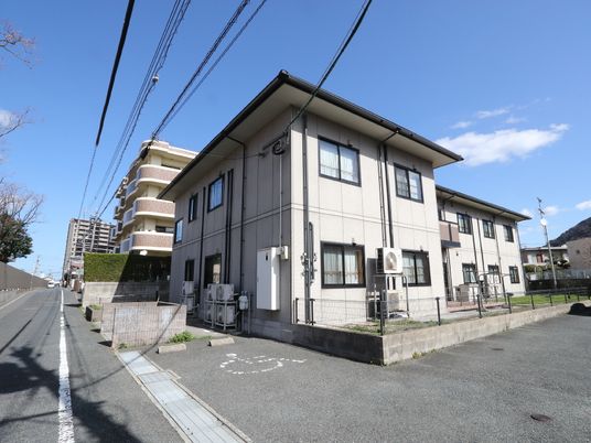 清潔感のある建物外観
