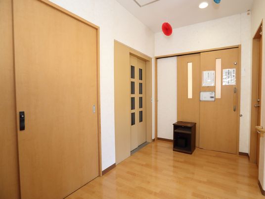 廊下と部屋の出入口