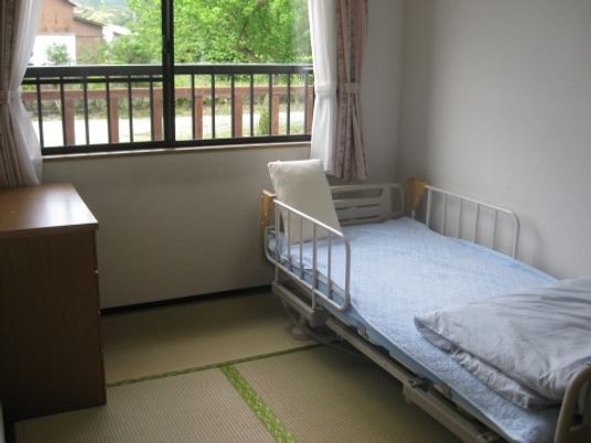 明るい和室風居室