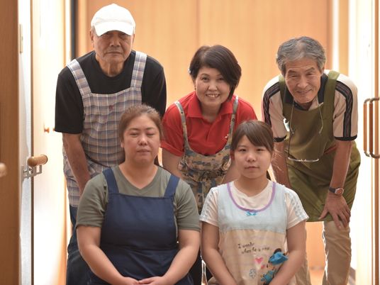 和やかなスタッフと利用者