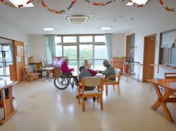 明るい共同スペース