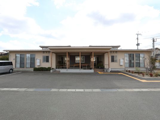 清潔感ある建物の外観